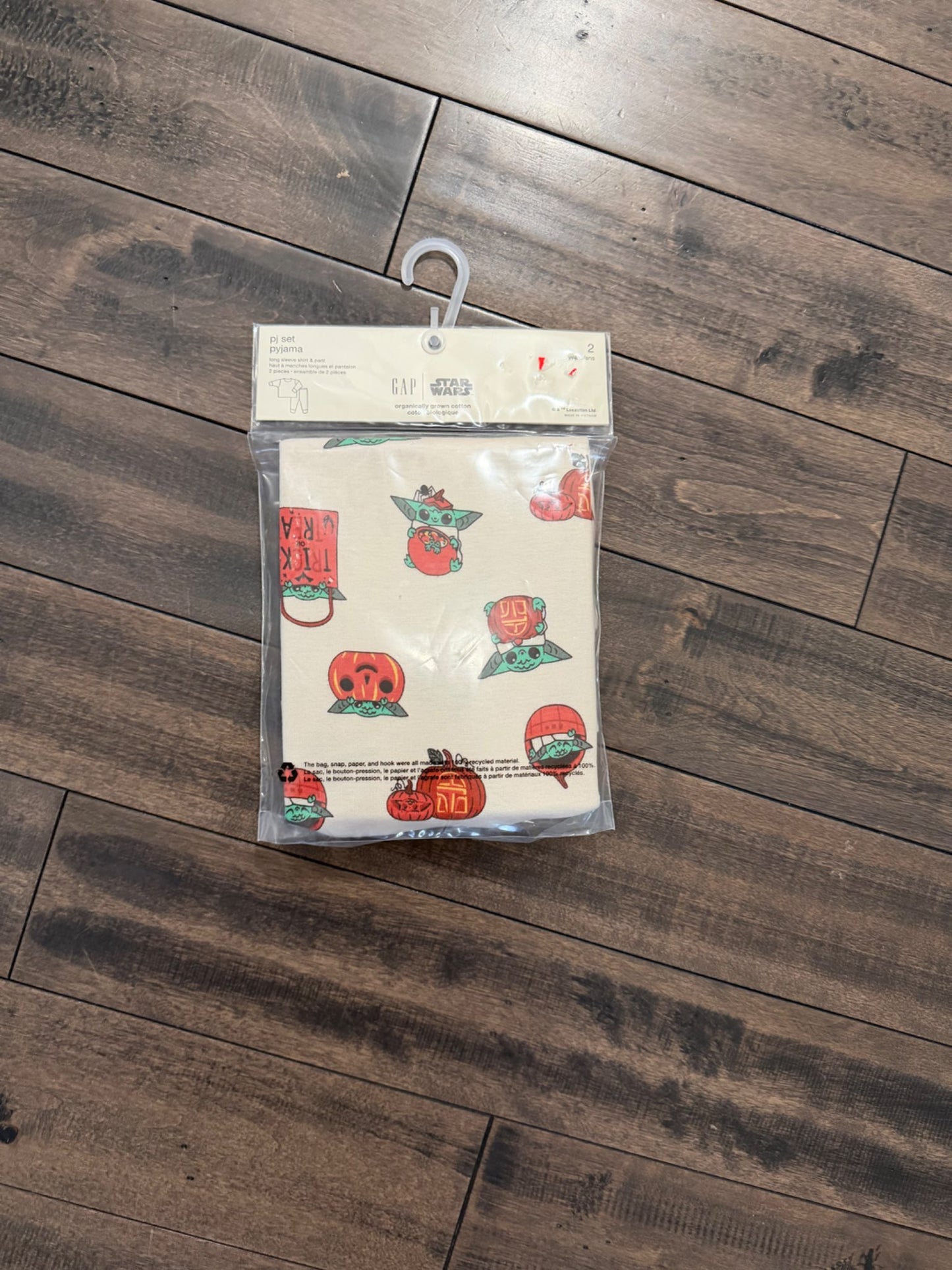 Baby gap Star Wars Halloween pajamas, Kids 2T