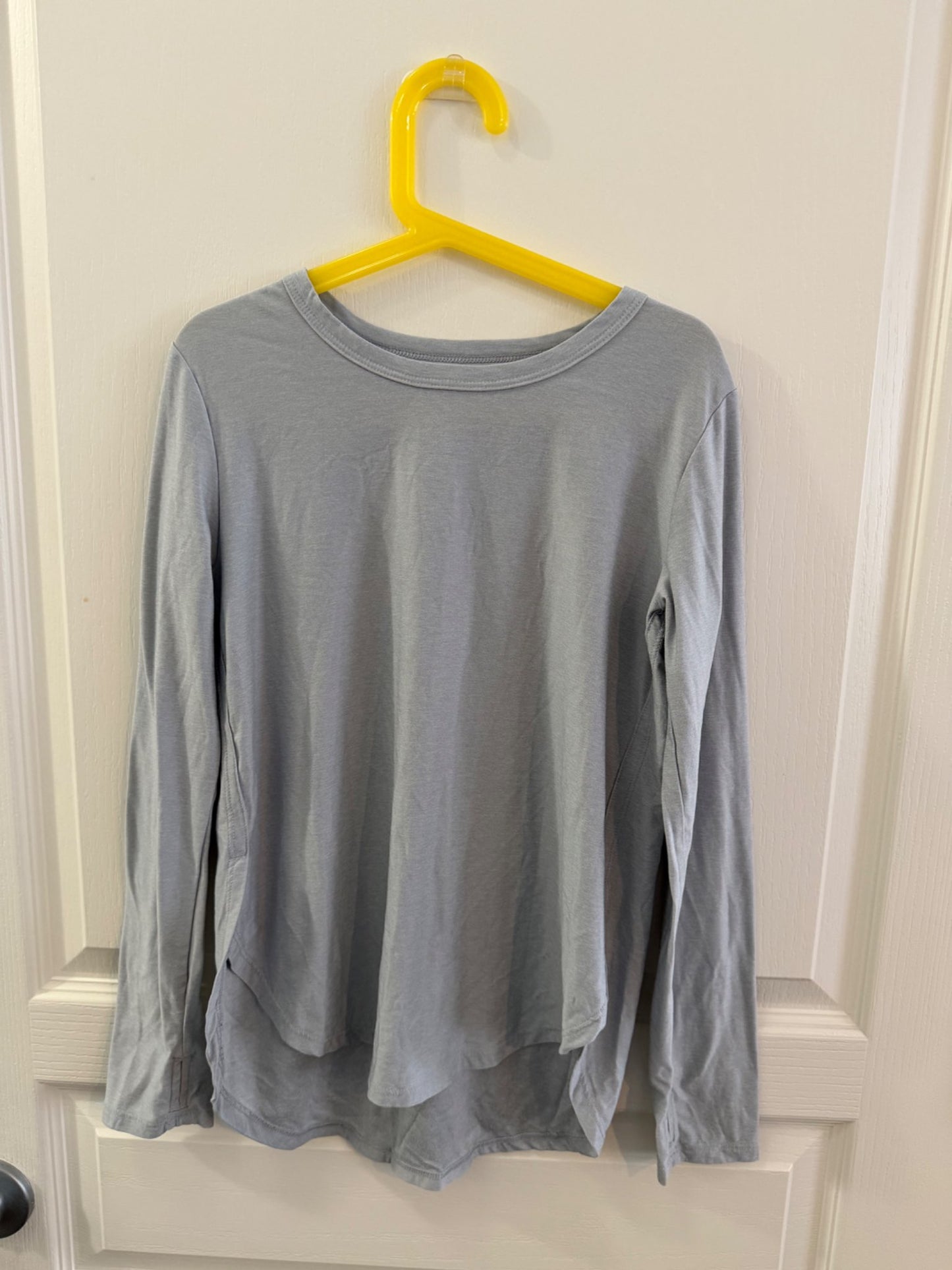 Old navy athletic long sleeve, Kids 10