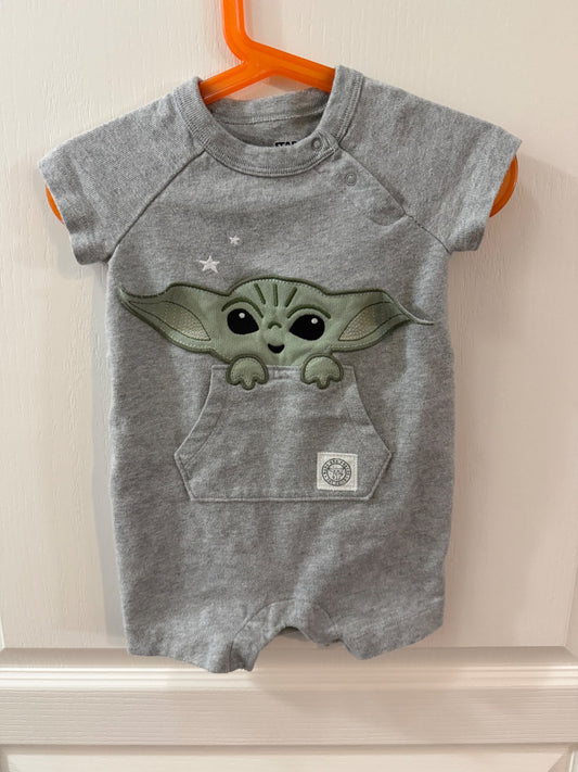 Gap Star Wars romper , Kids 24 Month (18-24M)