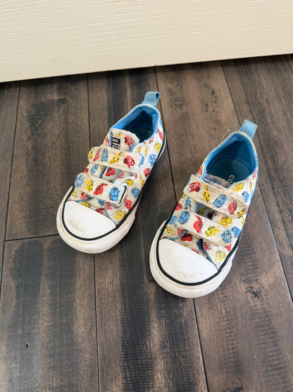Toddler converse shoes size 7, Shoes 7 (Walkers:12-24 mth)