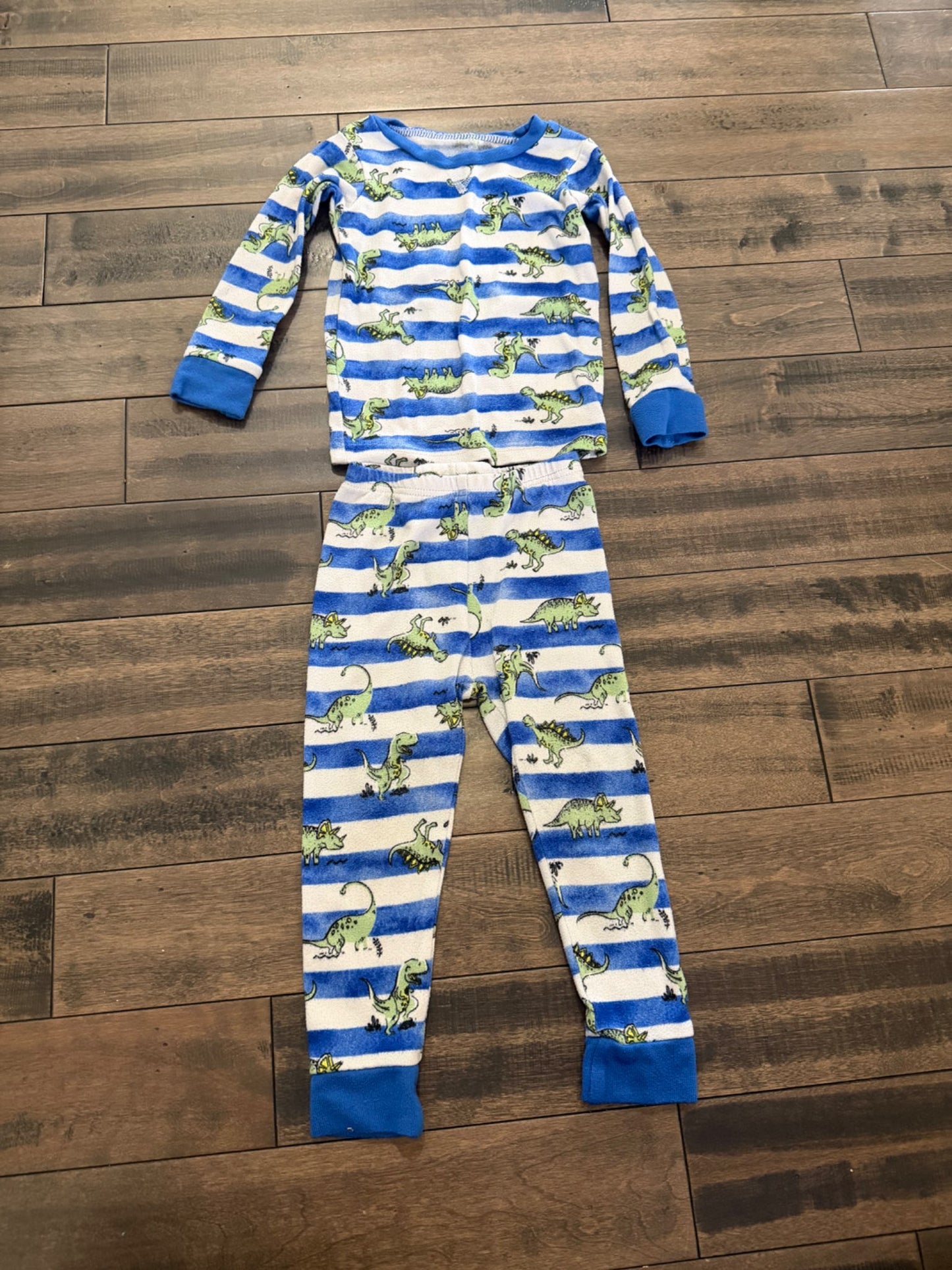 Dinosaur jammies, Kids 2T