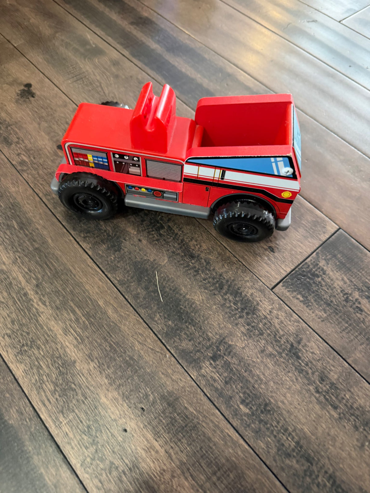 Kid Kraft fire station