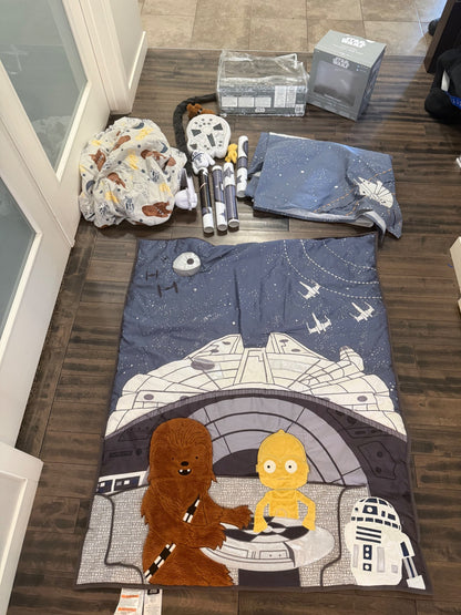 Lambs and Ivy Star Wars crib bedding