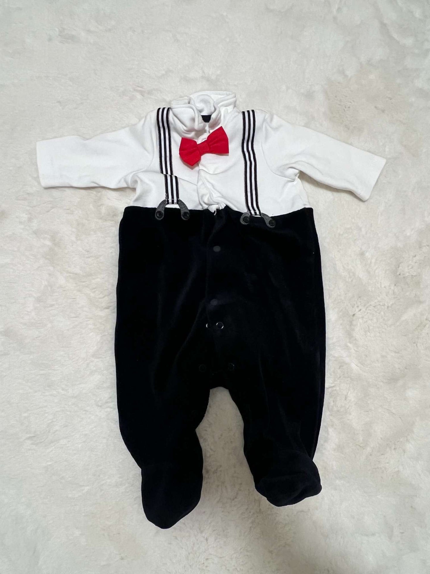 Baby Onesie, Kids 3 Month (0-3M)