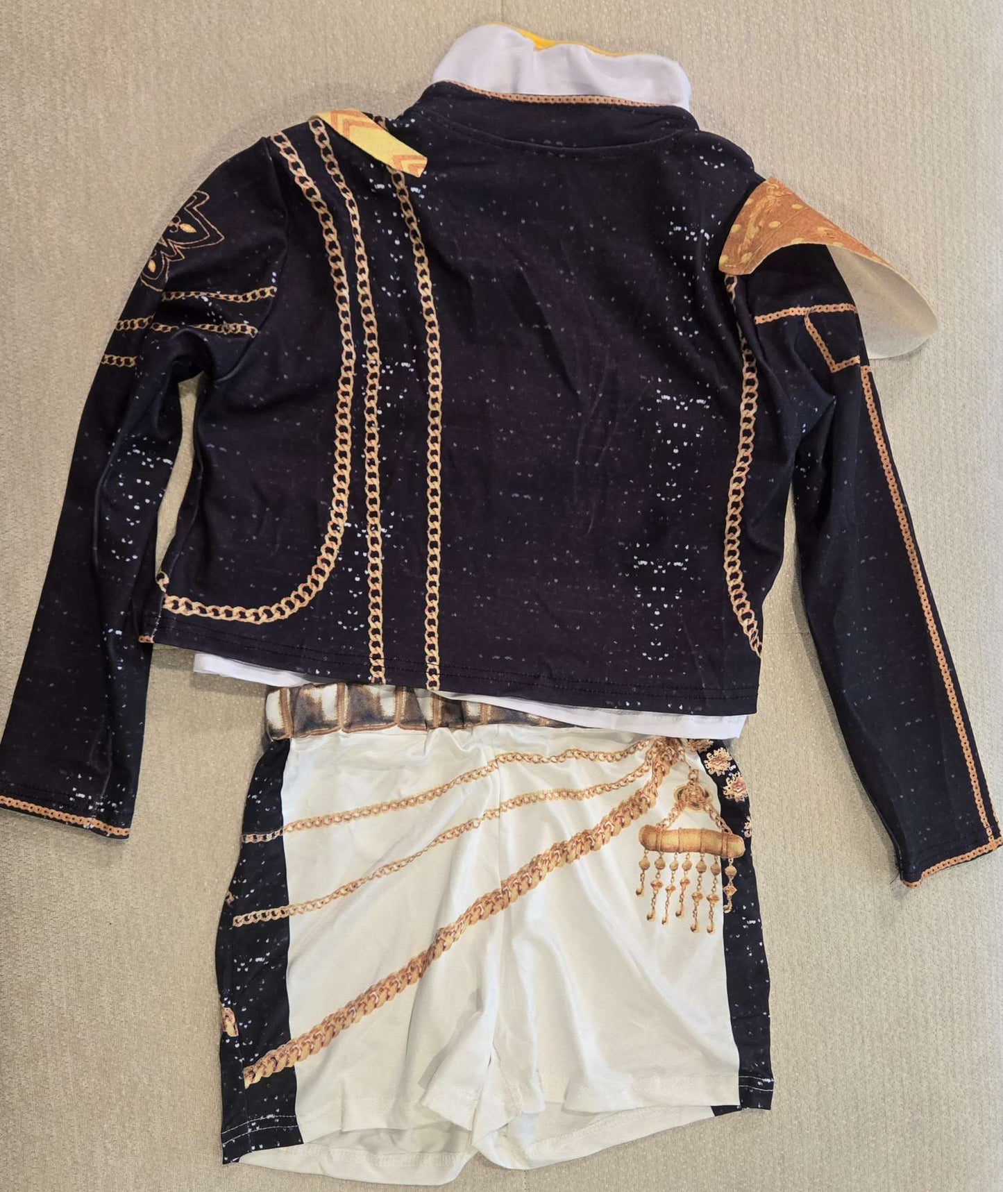 KPop Rumi Costume with Purple Braid Hair Extension, Brand New, MSRP $59.49, Kids 10