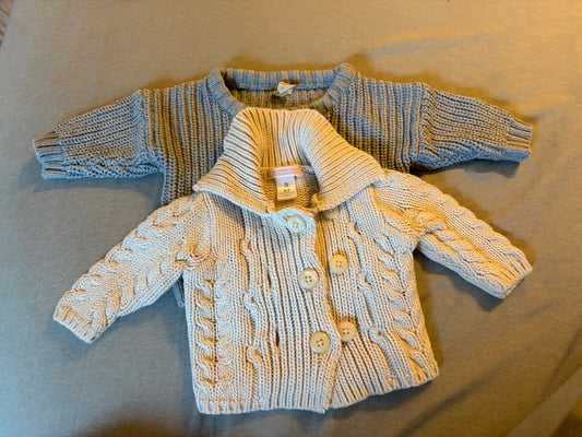 2 sweaters , Kids 3 Month (0-3M)