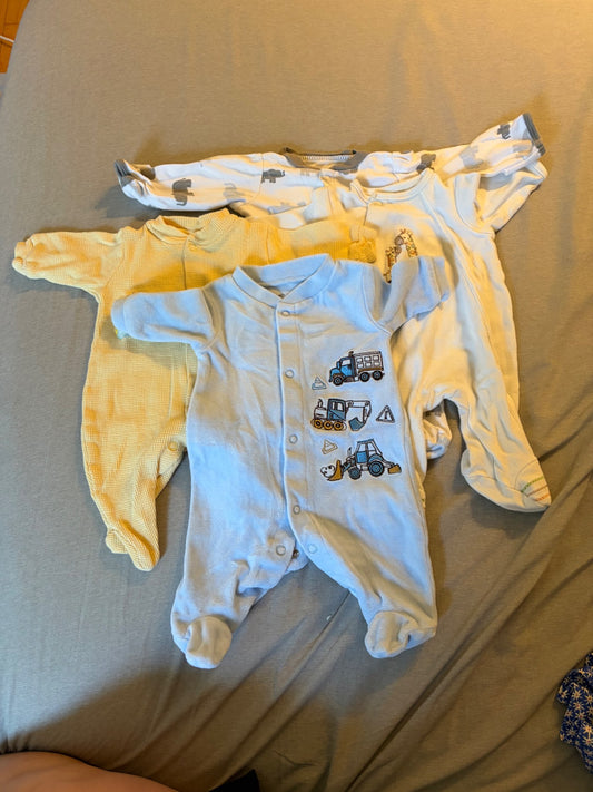 Mixed onesies , Kids Newborn
