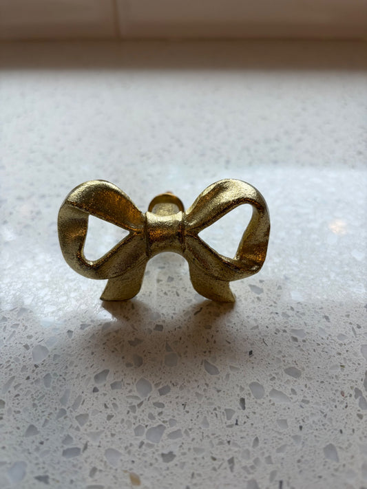 Gold Bow drawer pulls/knobs