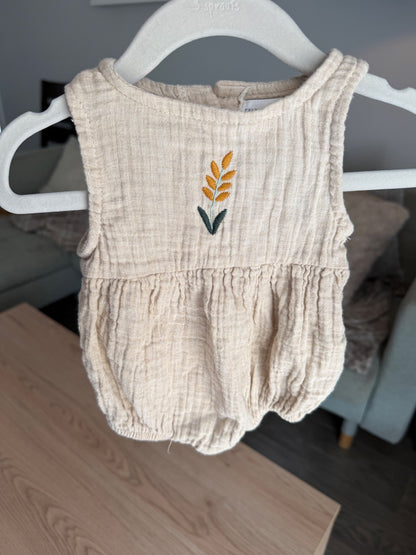 Zara beige muslin bubble romper, 3-6M, Kids 6 Month (3-6M)