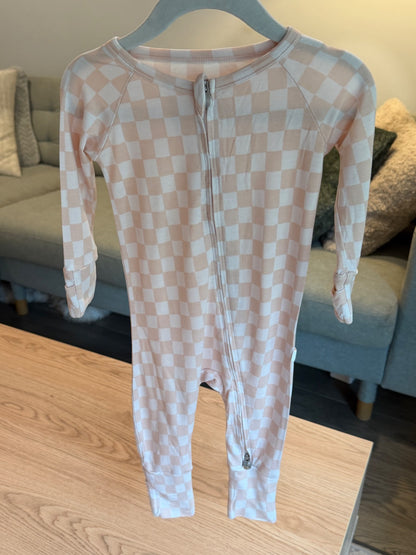 Loulou lollipop pink checkered sleeper 6-12M, Kids 12 Month (9-12M)