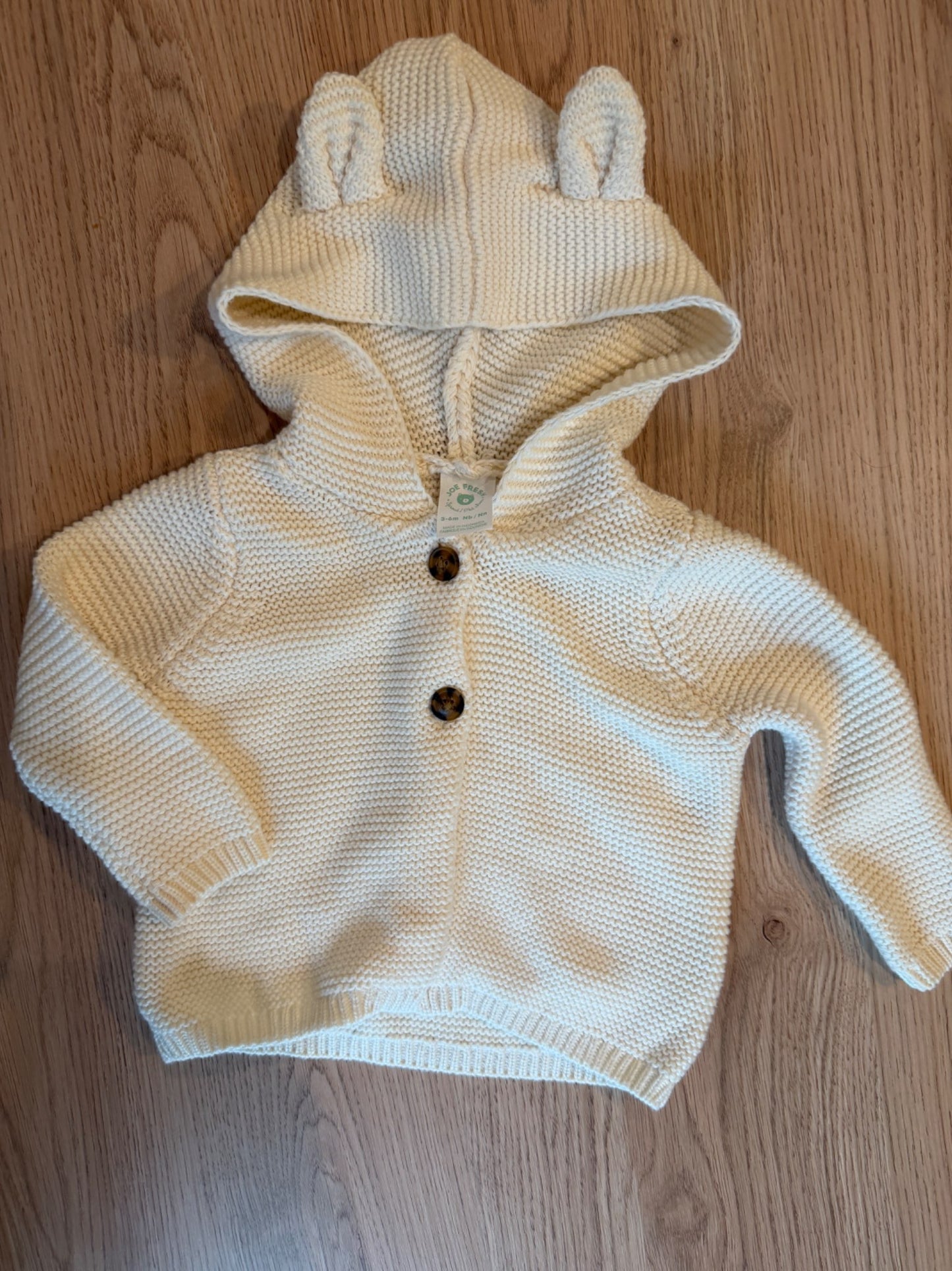 White knit button down cardigan w/hood 3-6M, Kids 6 Month (3-6M)