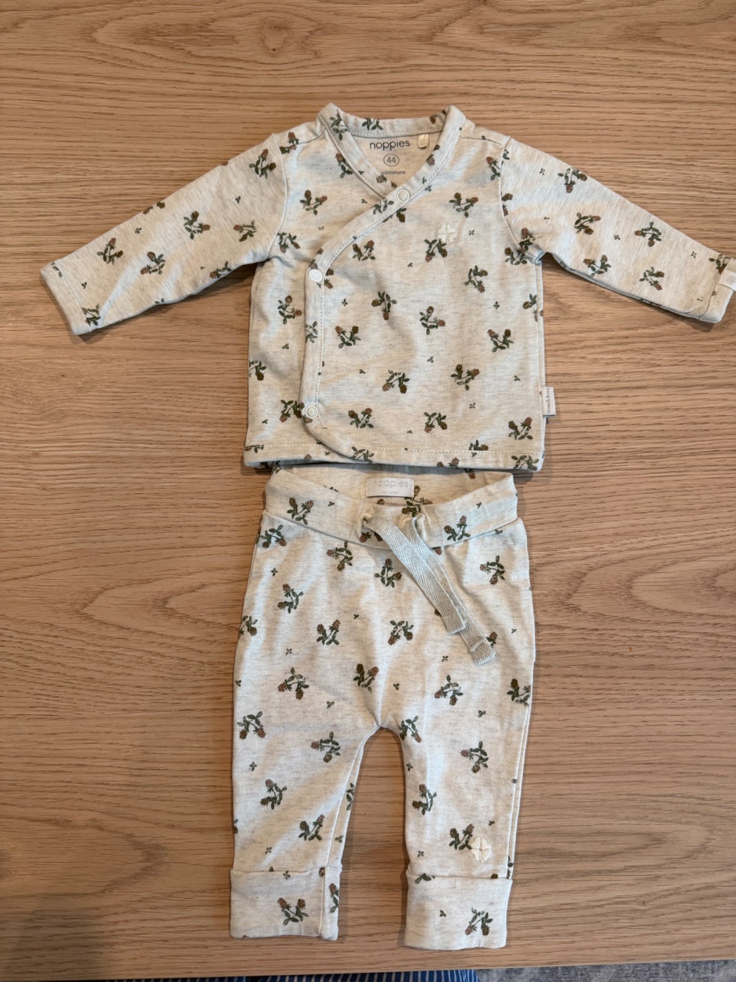 Noppies matching cream floral set preemie , Kids Newborn