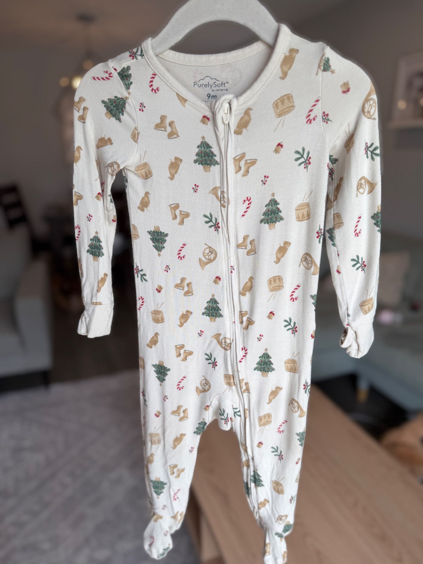 Purely Soft, Christmas footed onesie, 9M, Kids 9 Month (6-9M)