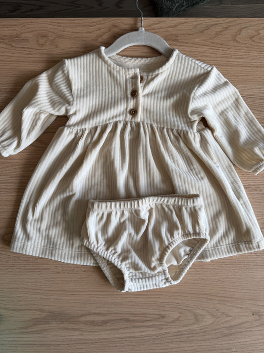 Little Planet, ribbed velvet long sleeve dress, 6M, Kids 12 Month (9-12M)