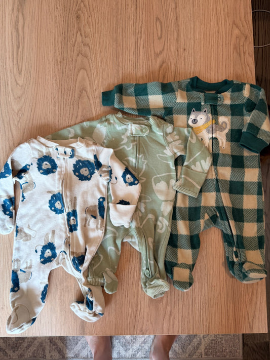 Carters newborn sleepers X3- boys , Kids Newborn