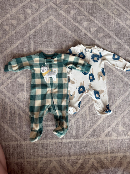 Carters newborn sleepers X2- boys , Kids Newborn