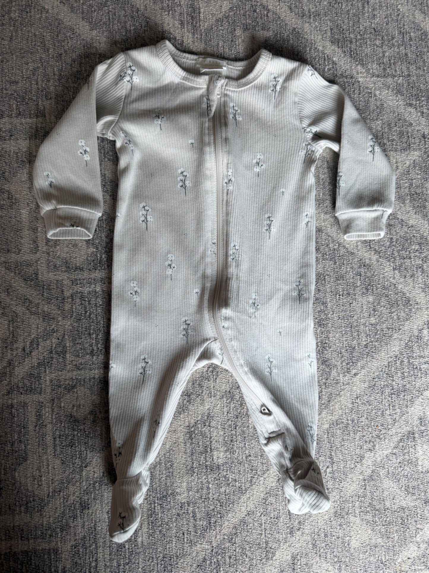 Petit Lem 3M ribbed sleeper- grey floral, Kids 3 Month (0-3M)
