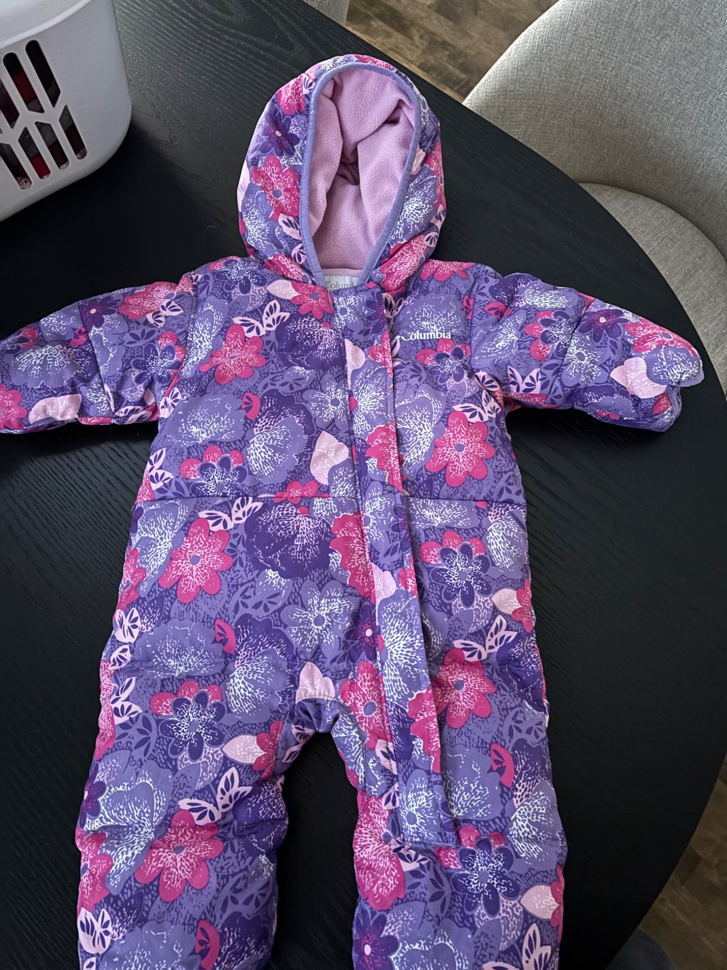 Columbia snow suit , Kids 6 Month (3-6M)
