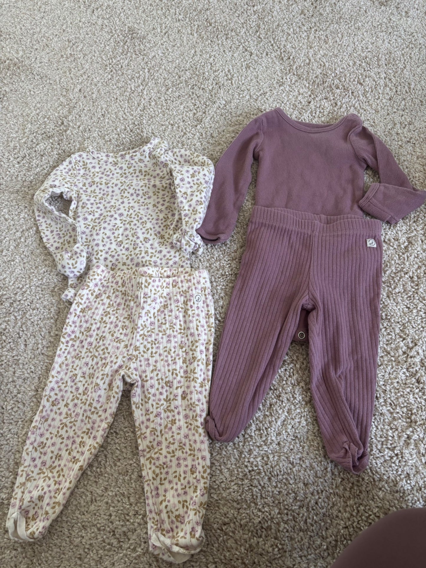 Two outfit sets , Kids 3 Month (0-3M)