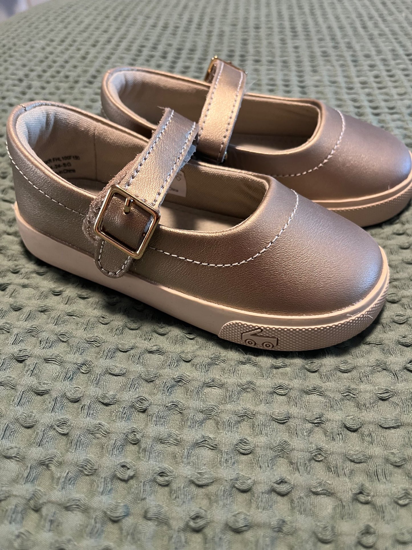 Mary Jane’s  - toddler size 8, Shoes 8 (Toddler:2-4yr)