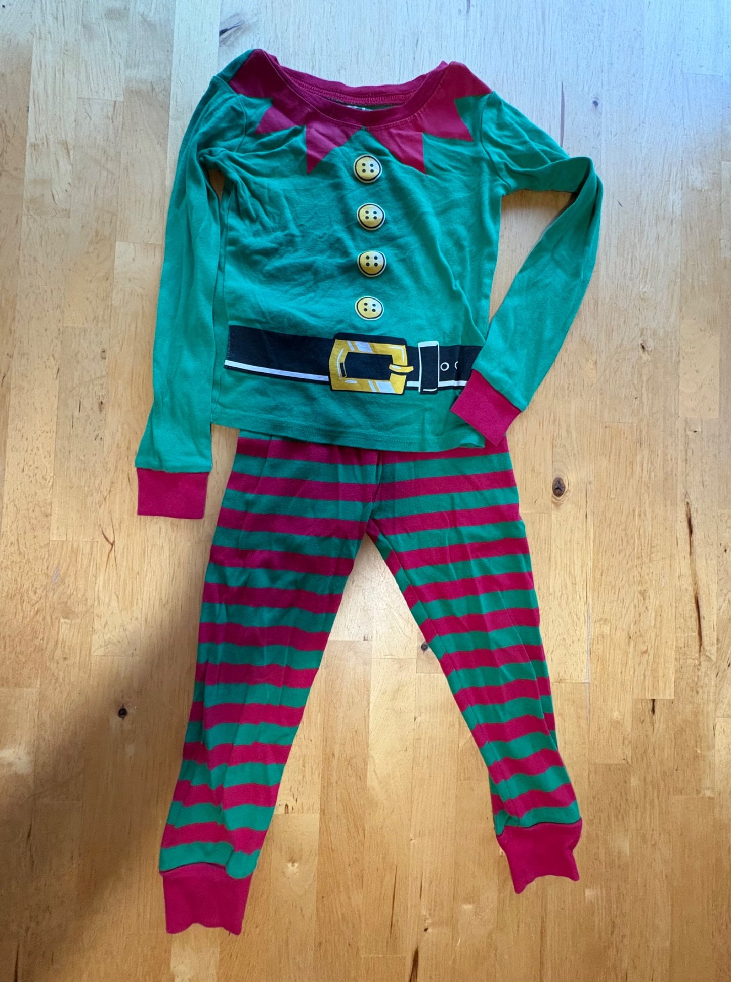 Elf pajamas! , Kids 4/4T