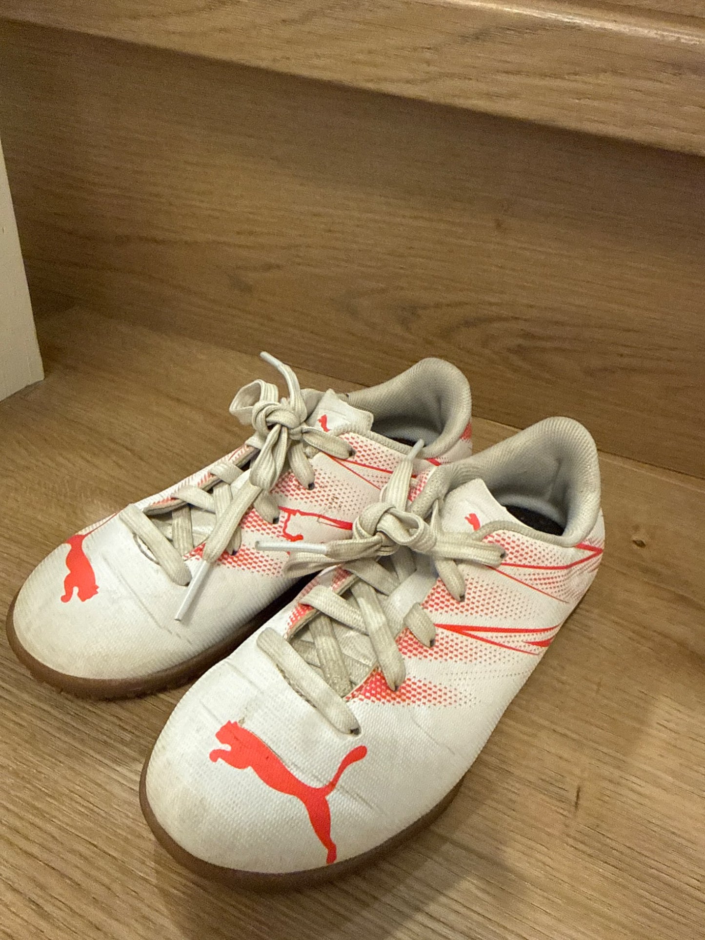 puma indoor soccer shoes, Shoes 11 (Toddler:2-4yr)