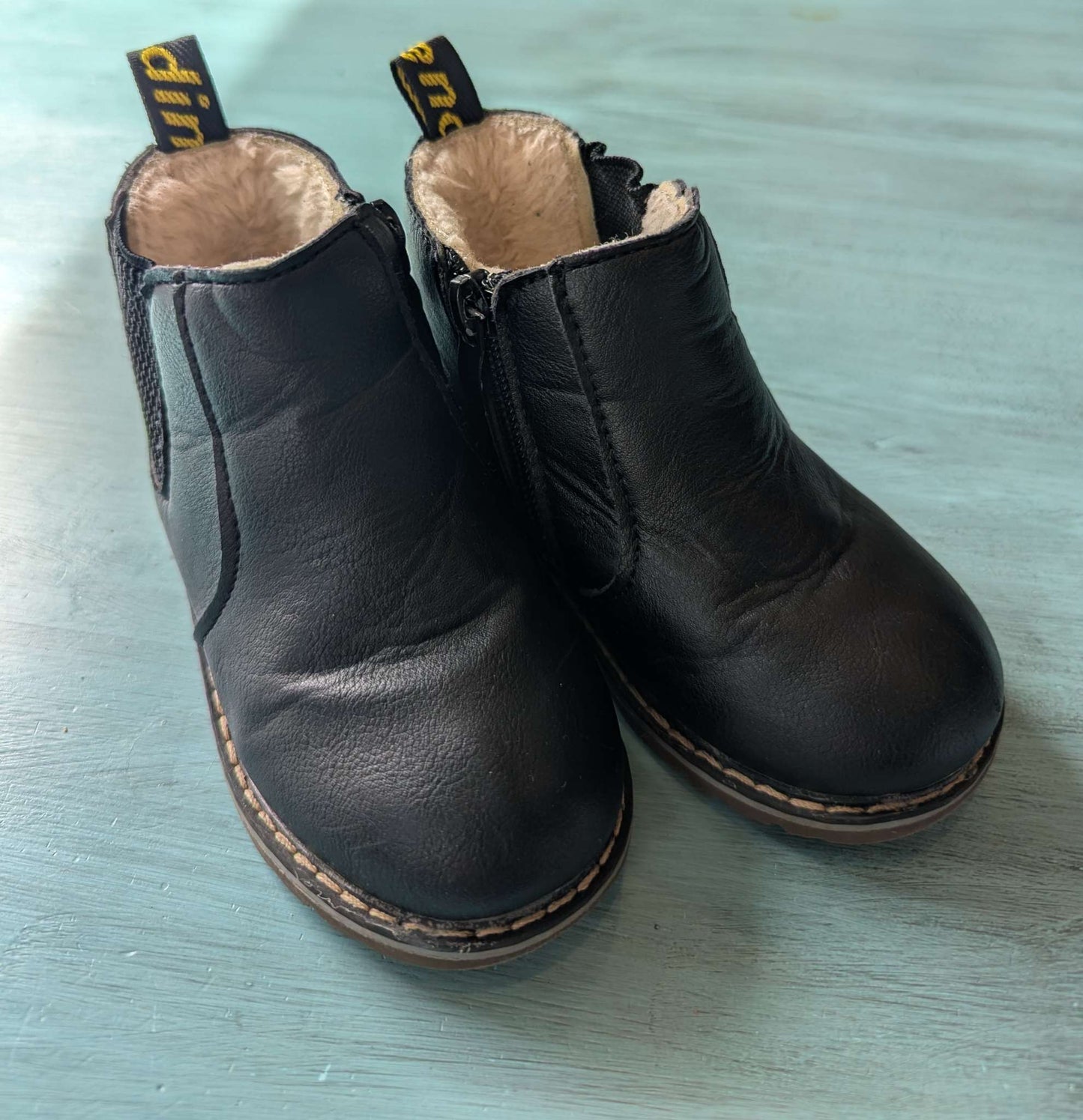 6.5/7T Doc Martin Style Ankle Boots, Shoes 6.5 (Walkers:12-24 mth)