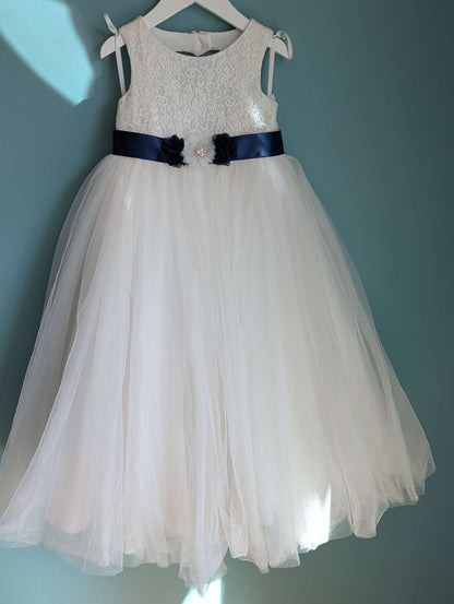 4T Ball Gown Flower Girl Dress with Heart Cutout, Kids 4/4T