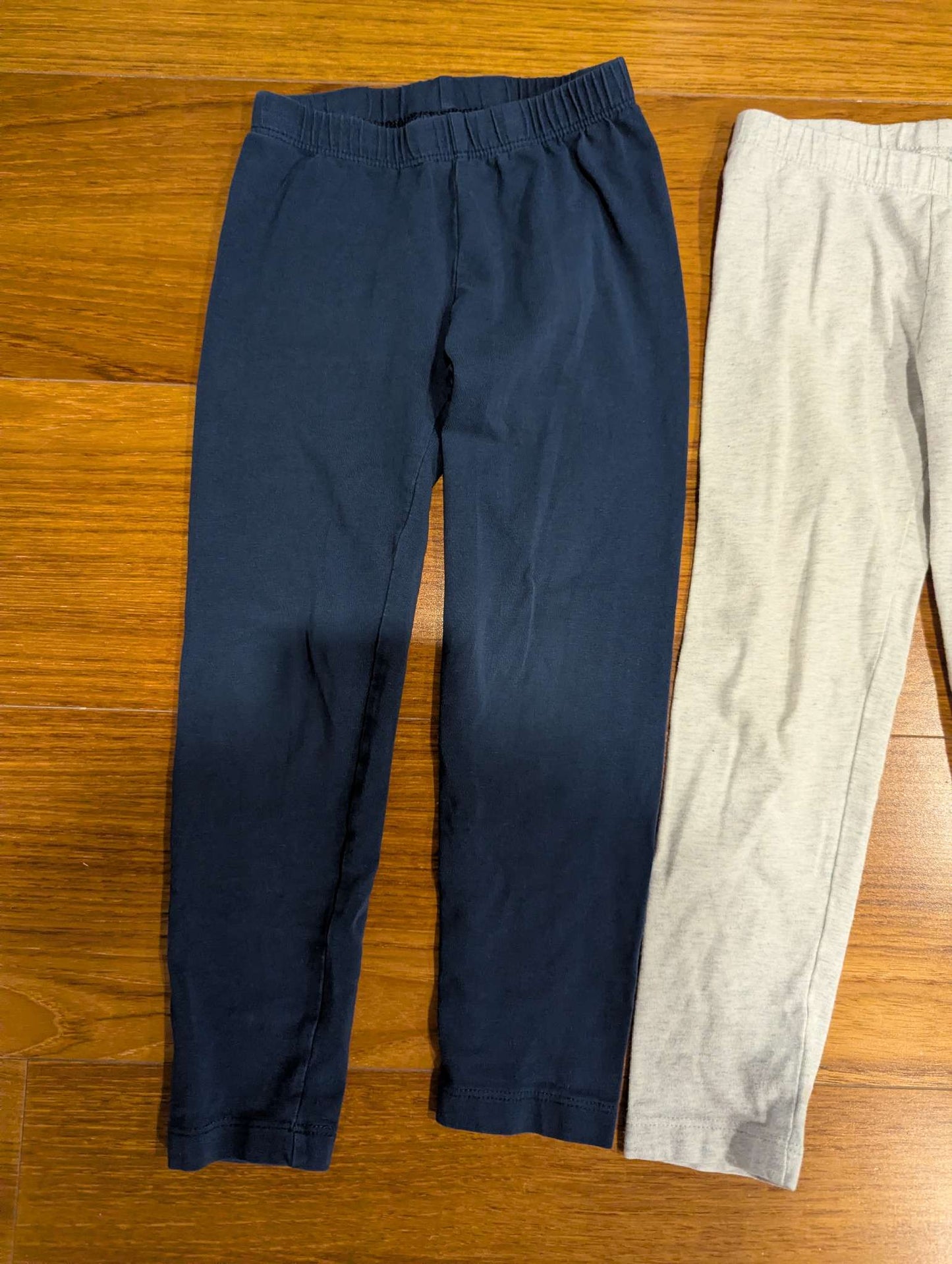 4 Pairs of Old Navy Leggings - Navy, Grey, Camo, Rust Coloured, Kids 4/4T