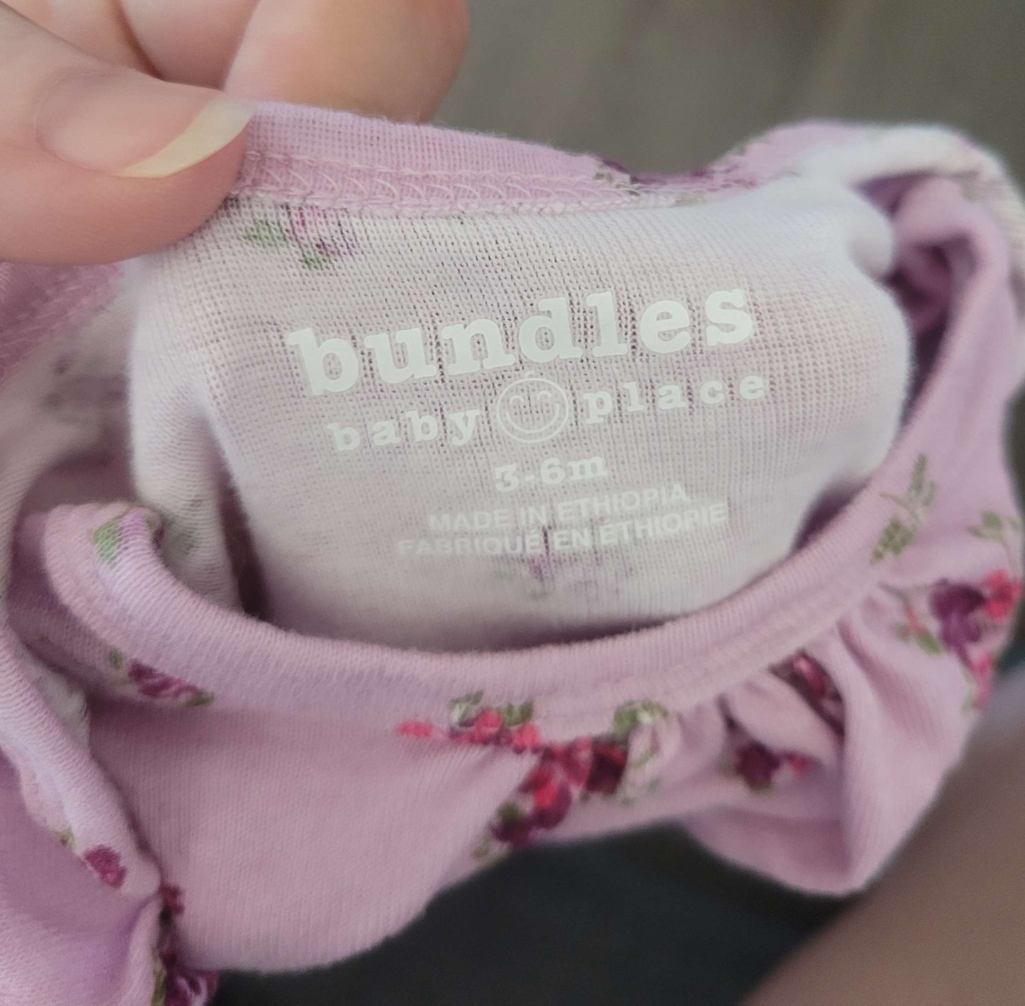 4 long sleeved onesies, 3-6 months, Kids 6 Month (3-6M)