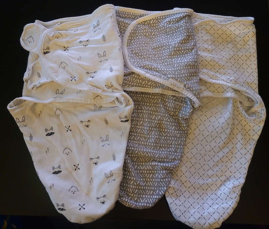 3 KeaBabies organic swaddles, XS (0-3M), white and grey, 0-3 Months (Newborn)