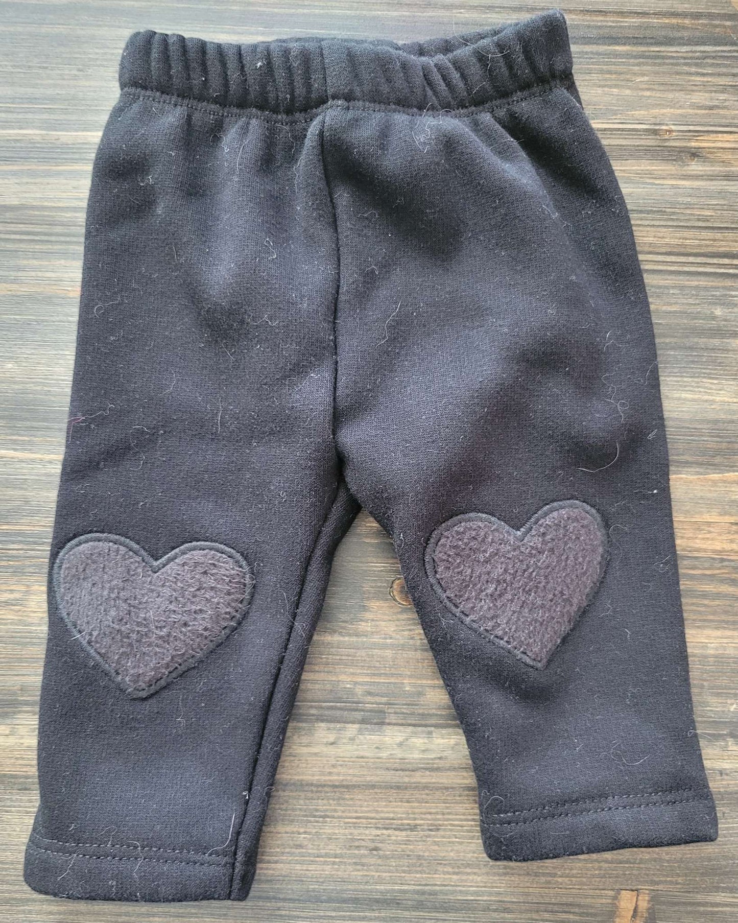 Black sweat pants with heart detail, Old Navy, 0-3 months, Kids 3 Month (0-3M)
