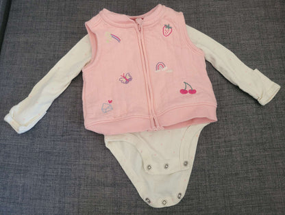 Carter's 3 month outfit , Kids 3 Month (0-3M)