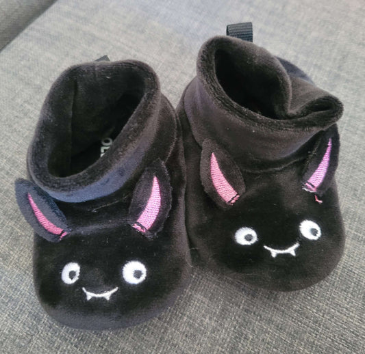 Old Navy bat shoes, 0-3 month, Shoes 1 (Baby: 0-12 mth)