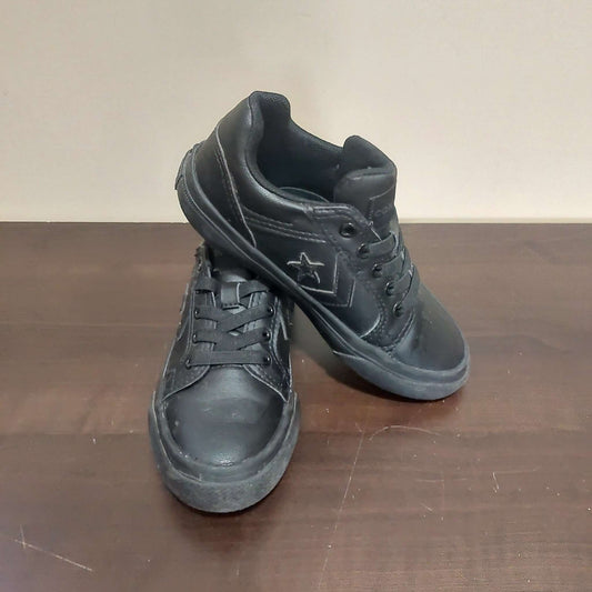 Boy shoes - Converse, Shoes 12.5 (Kids:4-8yr)