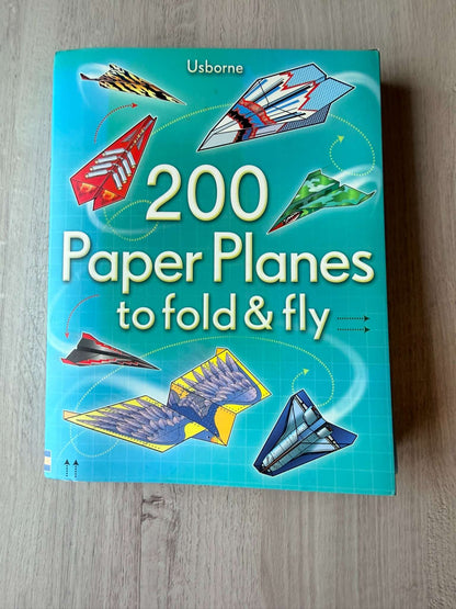 200 Paper Planes