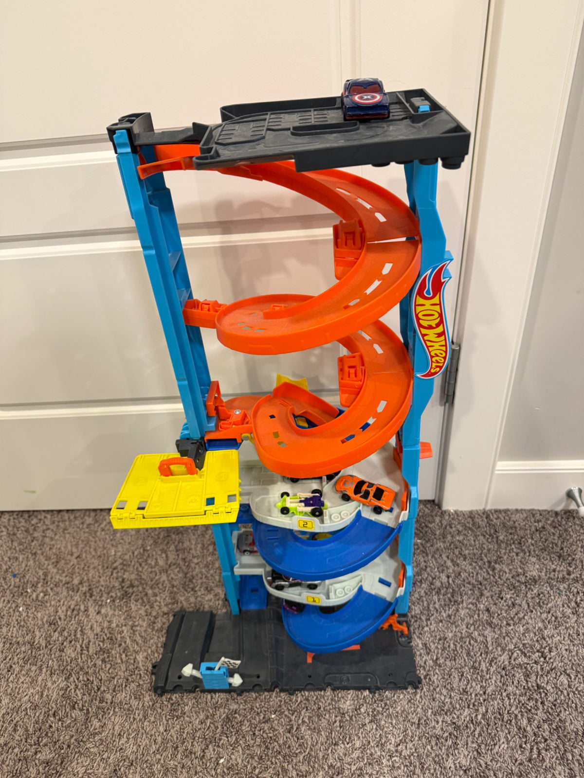 Hot Wheels City Transforming Race Tower – Kids Fair