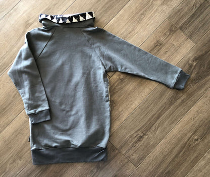 NEW Sweatshirt, Grey, Size 7-8, Kids 7