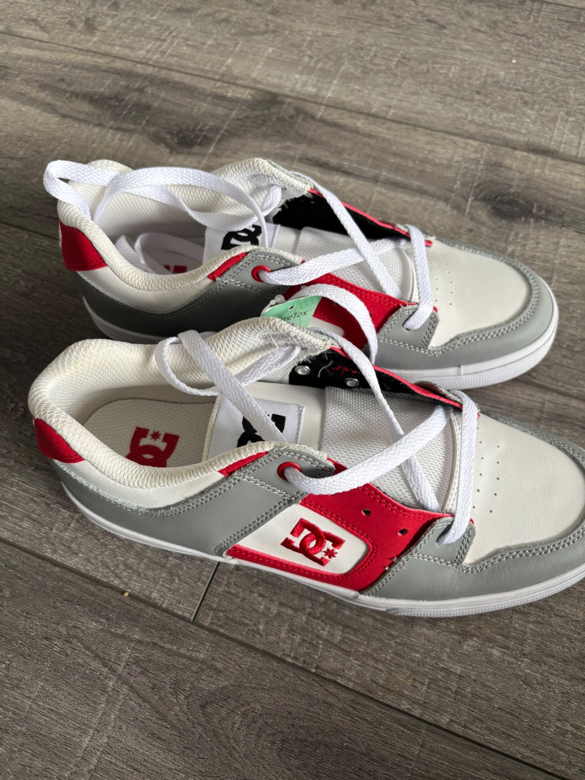 Boys youth shoes , Shoes 6.5 (Big Kids:8–12yr)