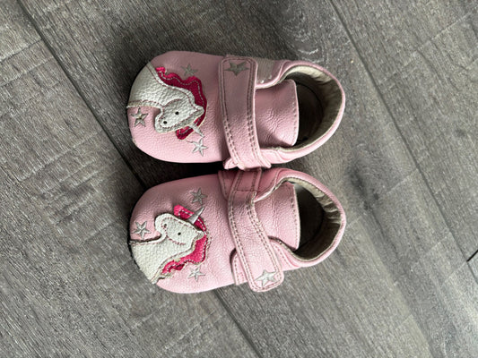 Infant shoes , Shoes 4.5 (Walkers:12-24 mth)