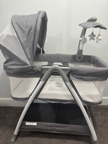 Delta ultralight city sleeper bassinet