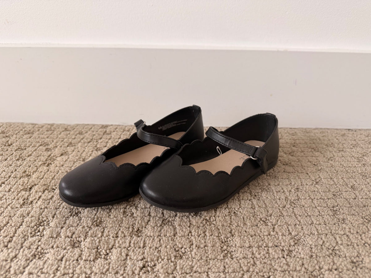 Girls Black Dress Shoes (size 13), Shoes 13 (Kids:4-8yr)
