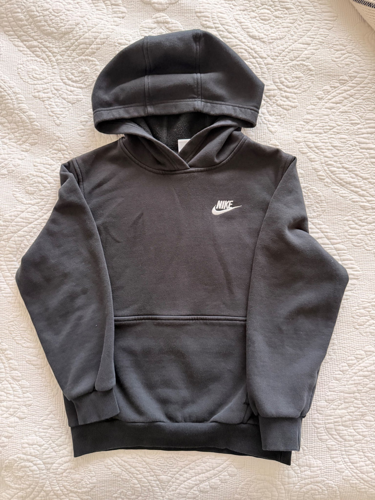 Nike Hooded Sweater (size medium-kids), Kids 10