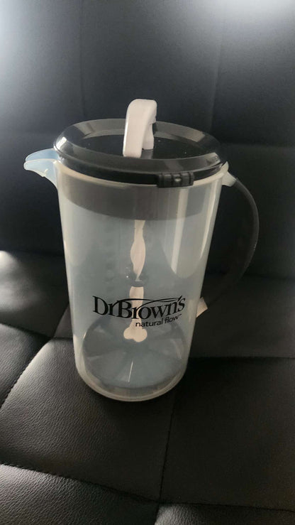 The Dr. Brown's Natural Flow Formula Mixing Pitcher