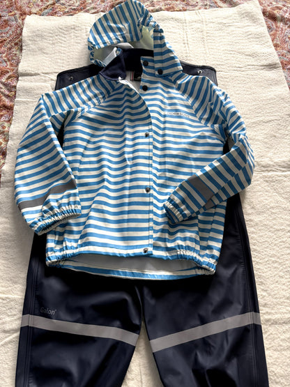 Rain coat and overall pants, Kids 8