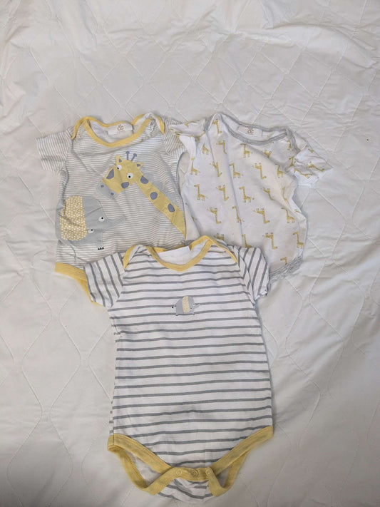 3 pairs of elephant onsies, size 9-12 months, Kids 12 Month (9-12M)