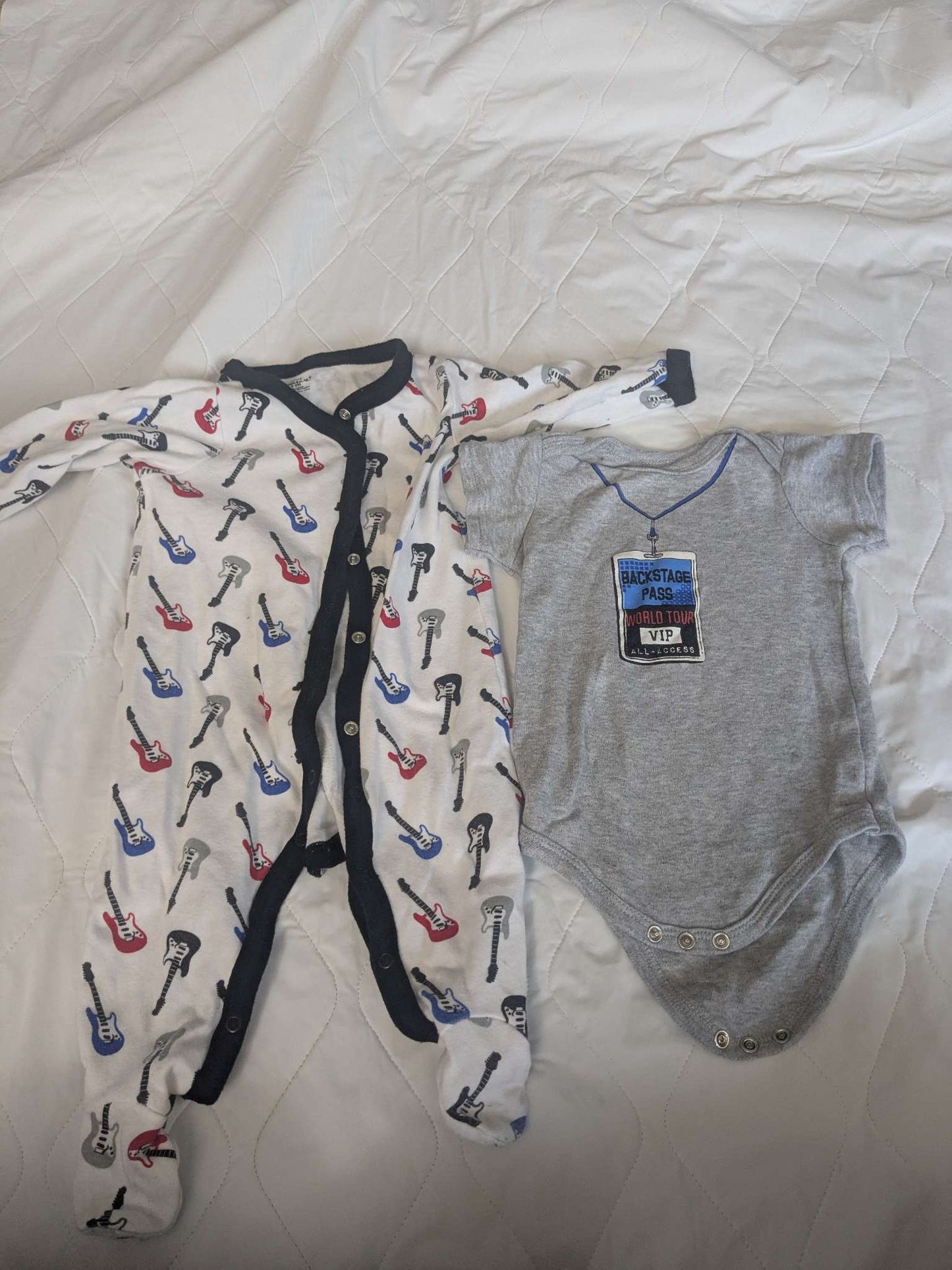 2 piece set that includes sleeper & onsie, 6-9 month, Kids 9 Month (6-9M)