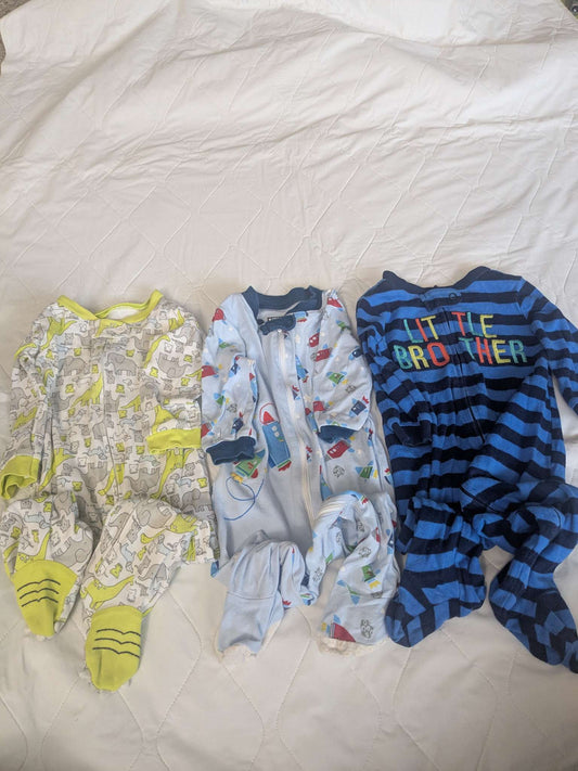 Bundle of 3 sleepers, carter's & Kirkland, 6-9 months, Kids 9 Month (6-9M)
