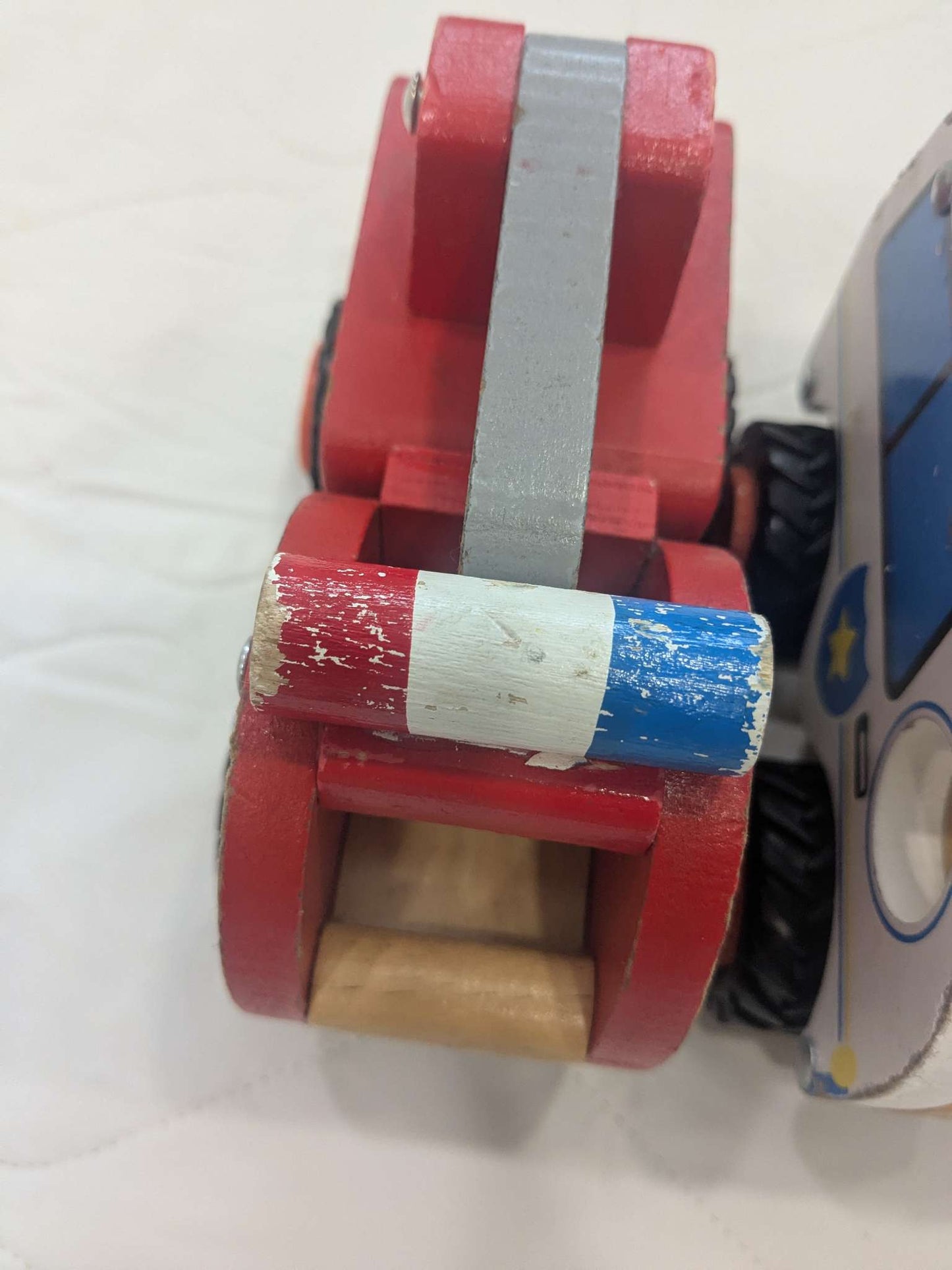 2x wooden emergency vehicles