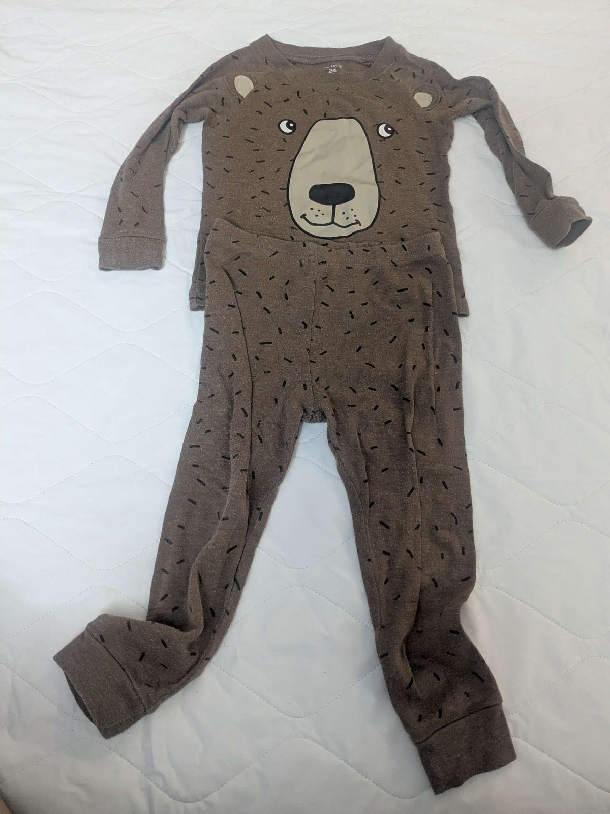Bear 2 piece pajama set, size 24 months, Kids 24 Month (18-24M)